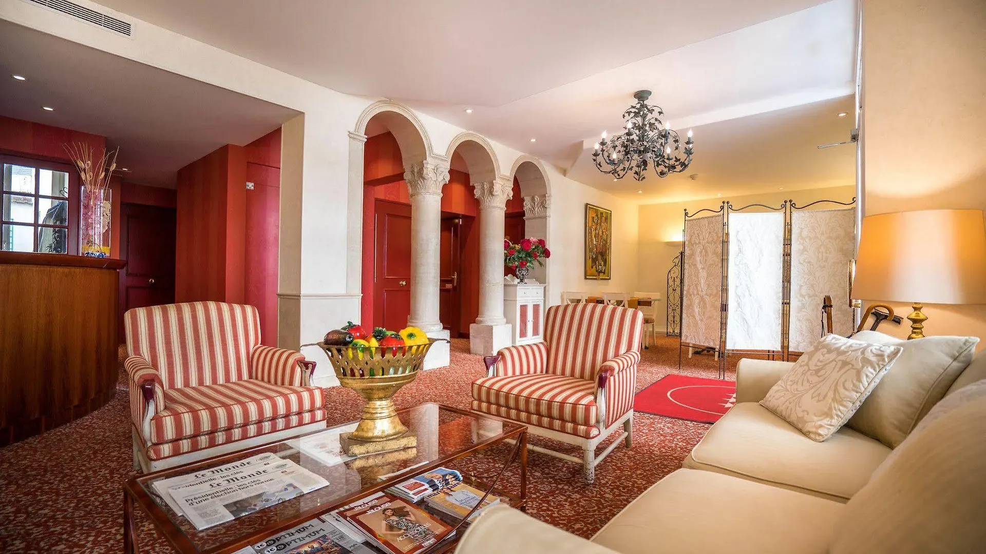 Delambre Hotel